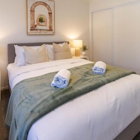 Central Sunny Perch 2 Bed 1 Bath Apartman Christchurch Kültér fotó